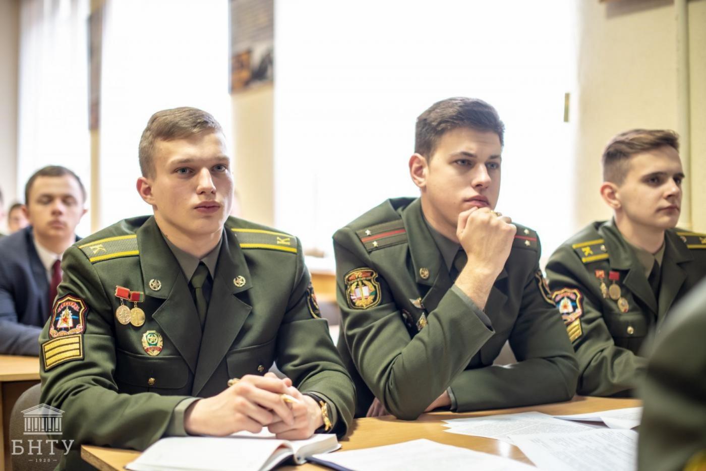 Участие курсантов ВТФ в VII межвузовской научно-практической конференции курсантов и студентов «Язык и культура как национальное достояние в поликультурном пространстве»